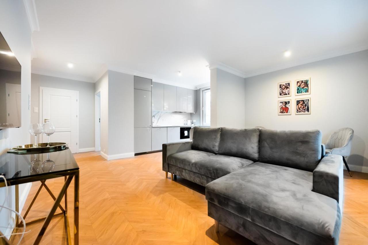Stara Praga Superior Apartment Варшава Екстериор снимка