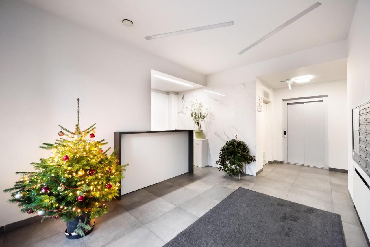 Stara Praga Superior Apartment Варшава Екстериор снимка